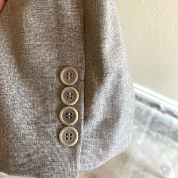 BCBG Maxazria Gray Blazer - Picture 6 of 16